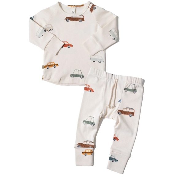 CHILDHOODS Rib knit pant cars on natural - CC long sleeve...